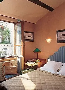 ***  Hotel Danemark Париж Франция